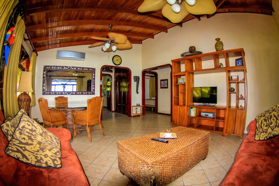 rooms for rent in Jaco